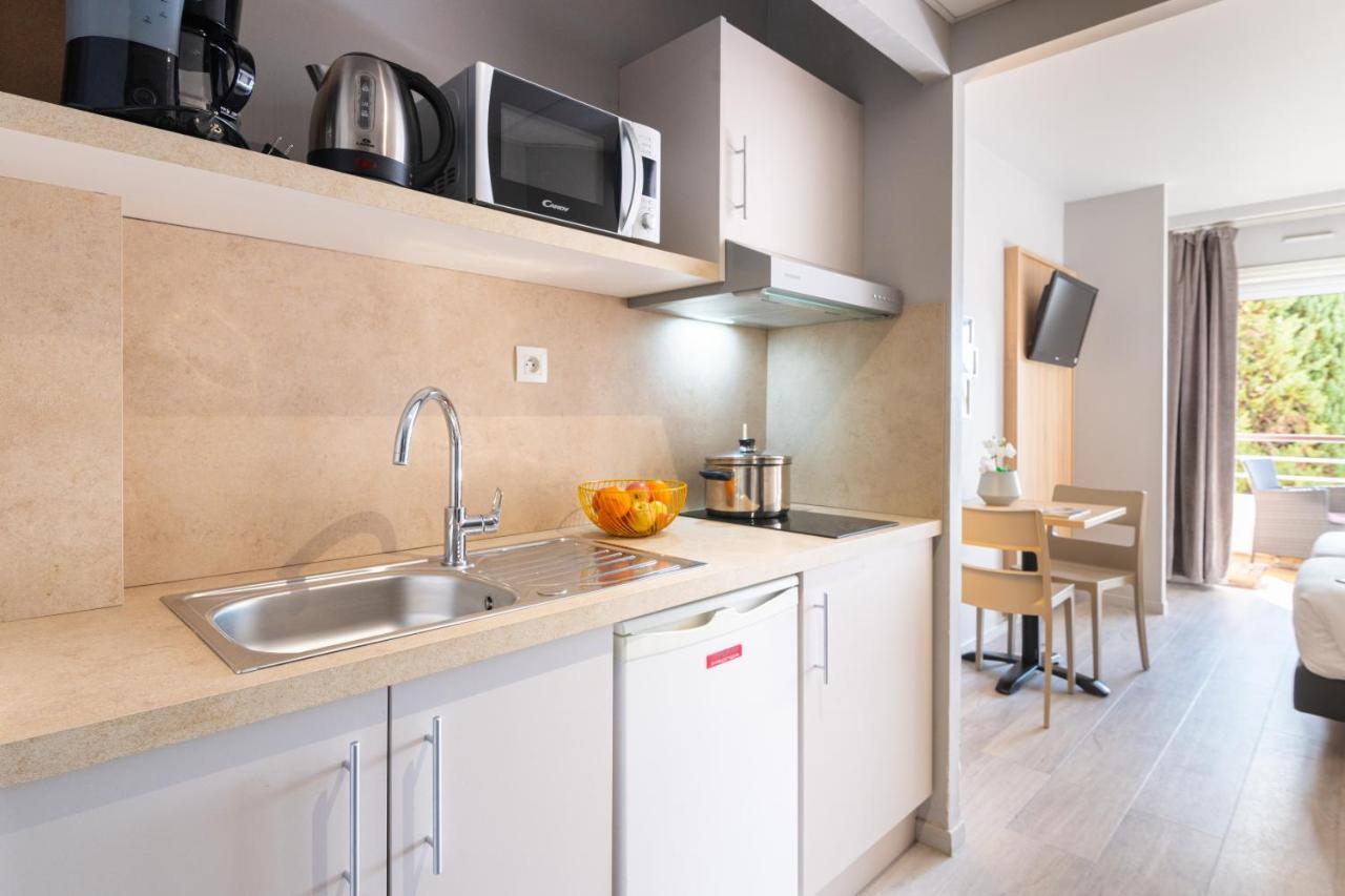 Zenitude Hotel-Residences เลอกันเนต์ ภายนอก รูปภาพ