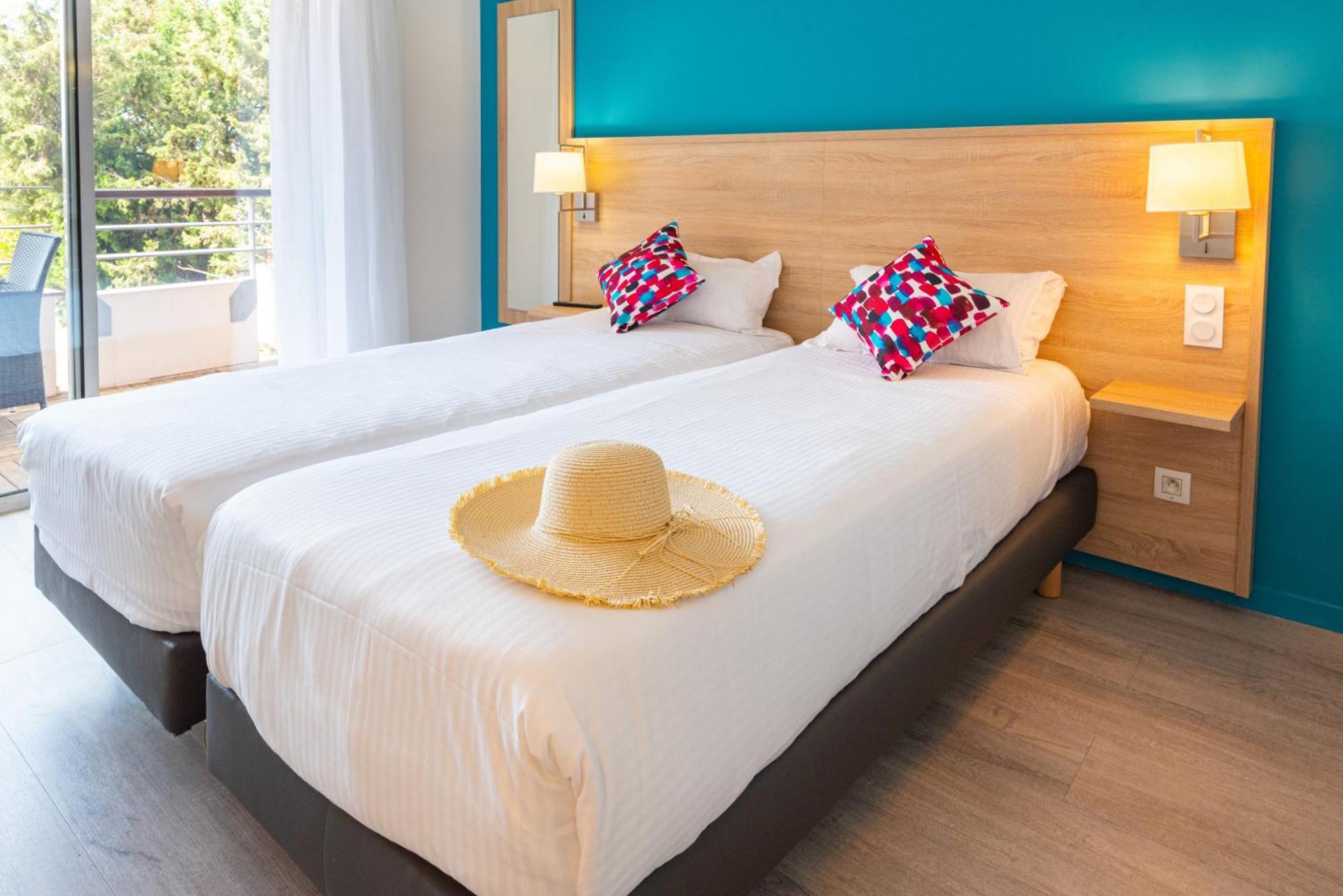 Zenitude Hotel-Residences เลอกันเนต์ ภายนอก รูปภาพ