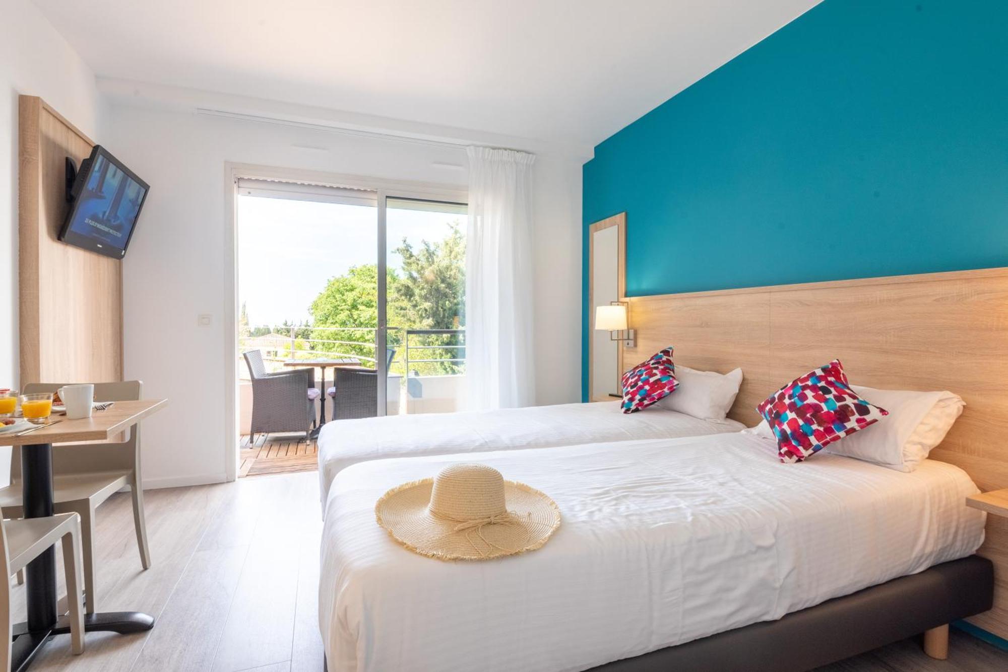 Zenitude Hotel-Residences เลอกันเนต์ ภายนอก รูปภาพ